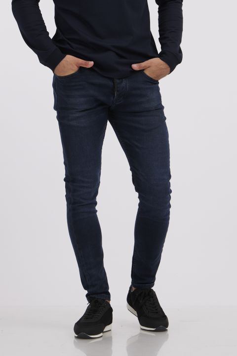 ג’ינס לגבר בגזרת סקיני