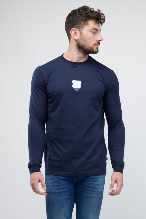 טי שירט ארוכה Nautica עם רקמה לגברים